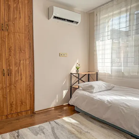 2br Vintage Next To Tsar Simeon Garden By Flat Manаger 普罗夫迪夫
