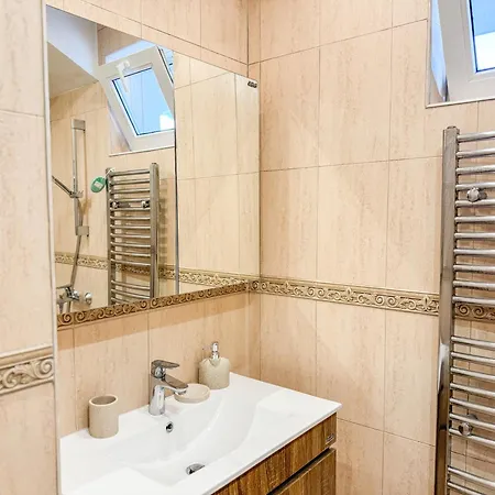 Two-bedroom And Cosy * Пловдив