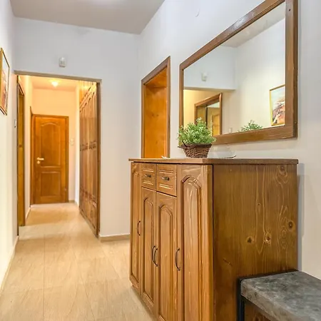 2br Vintage Next To Tsar Simeon Garden By Flat Manаger *