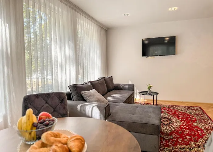 2br And Cosy Trimonsium 5min From Pedestrian Street